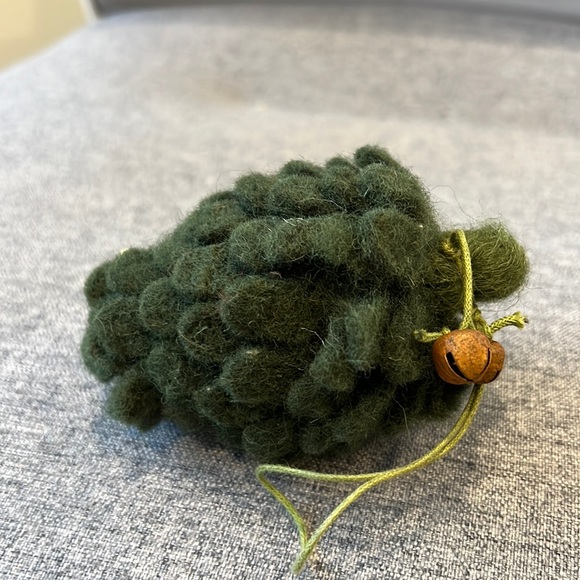 SALE! Pine cone with bells ornament - Picture 1 of 4